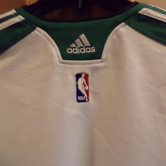 CELTICS BASKETBALL Long Sleeve White and Green Jersey-Adidas Clima365 - Large - Picture 7 of 9